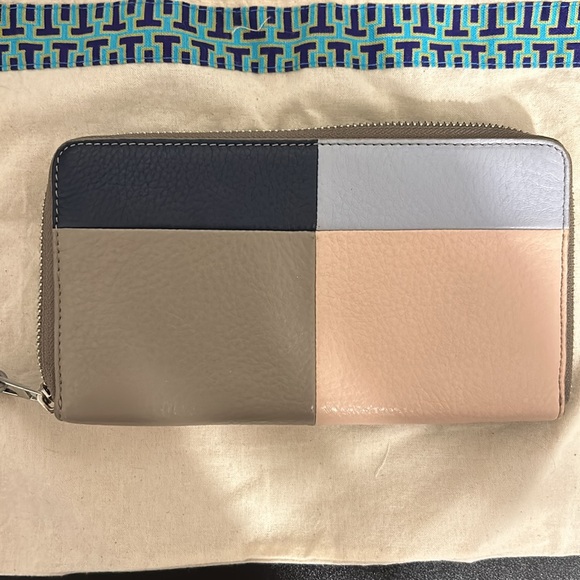Tory Burch Pebble Colorblock Long Wallet with Dust Bag - Picture 6 of 17